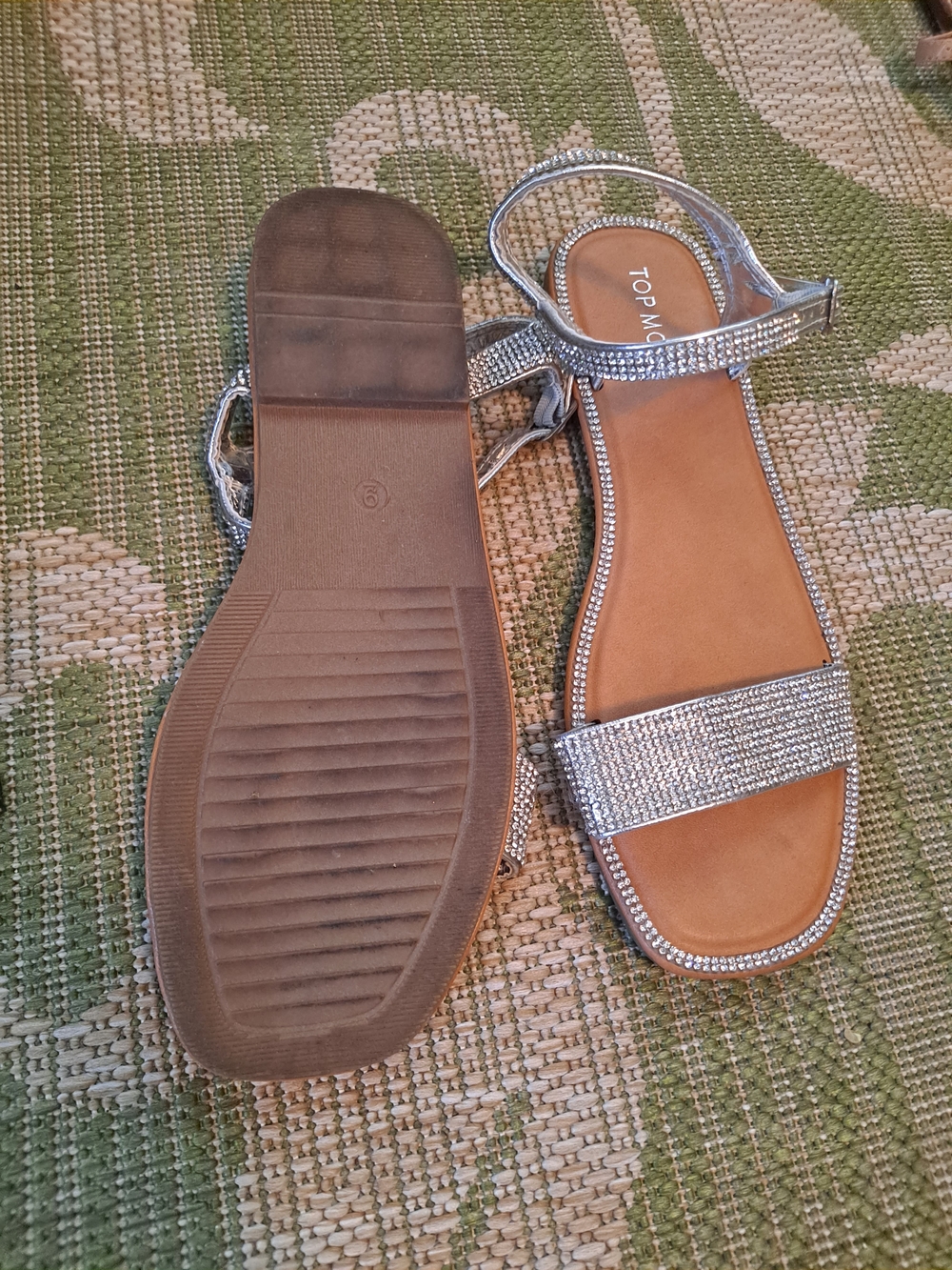 TOP Moda Blingy Silver Rhinestone Flat Sandals